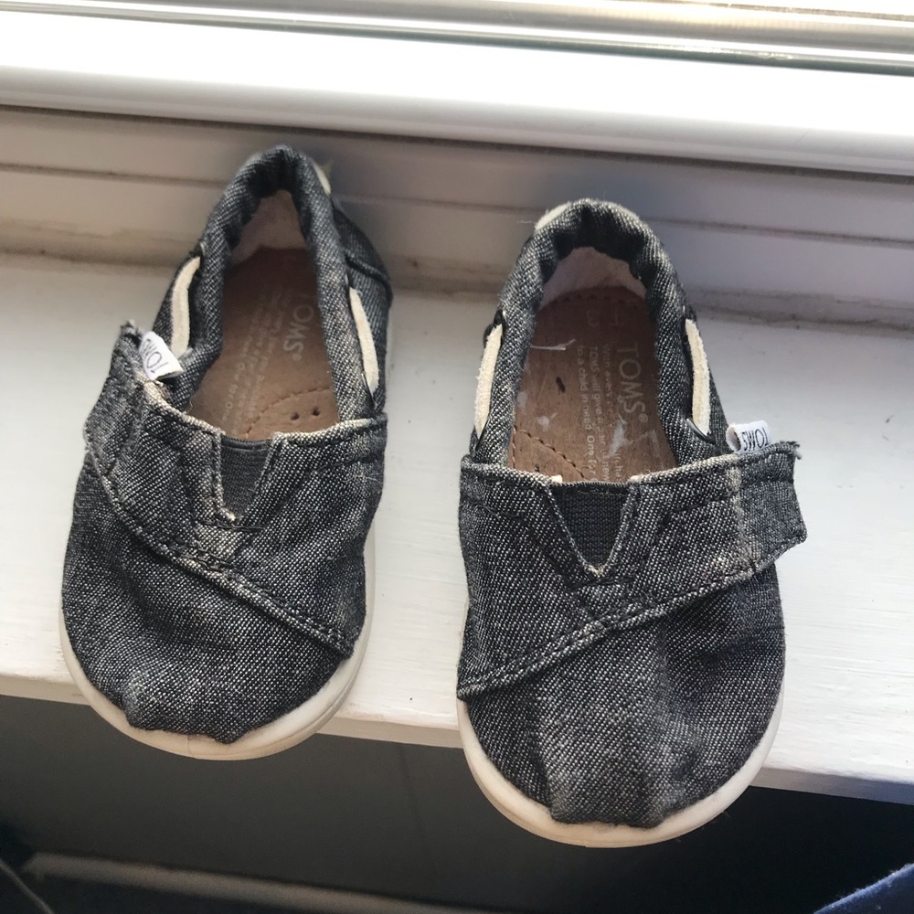 Toms - baby/toddler size 3
